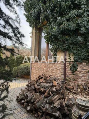 Продам 3-х этажный дом на Чубаевке. 263м2, 3 сотки земли!
