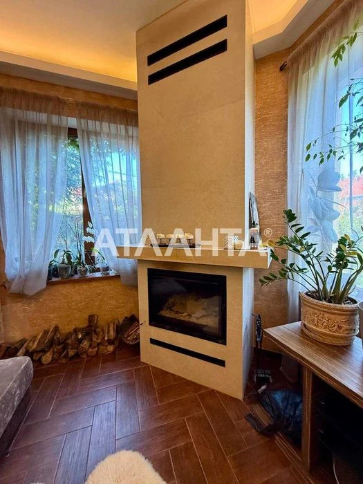 Продам 3-х этажный дом на Чубаевке. 263м2, 3 сотки земли!
