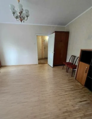 Продам однокімнатну квартиру на Смолича Юрія, 6! Без комісіі