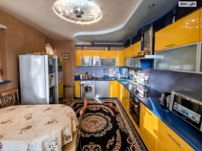 Продаж Квартира Дарницький