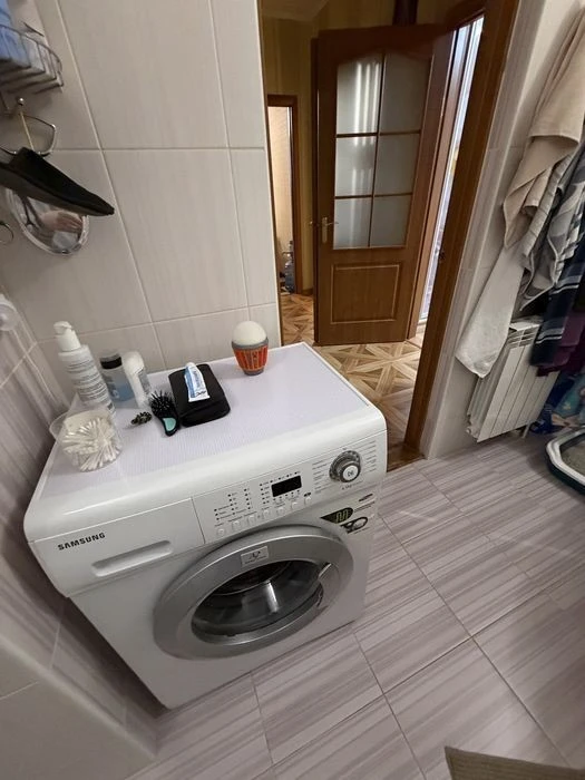Продаж 2 к кв вул Бориспільська 26 В