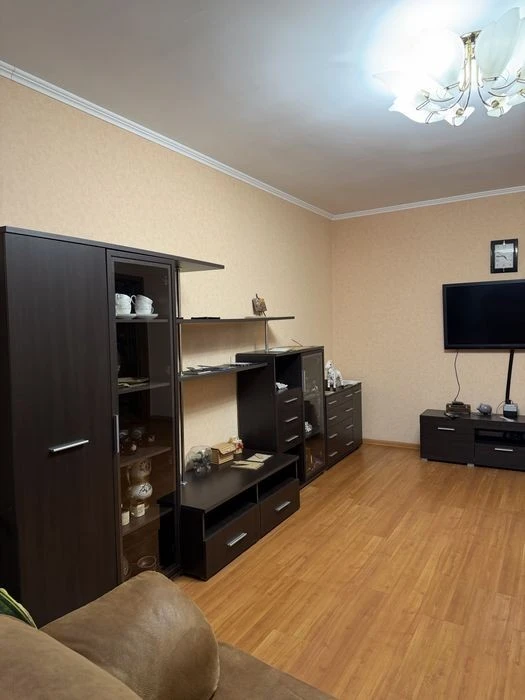 Продаж 2 к кв вул Бориспільська 26 В