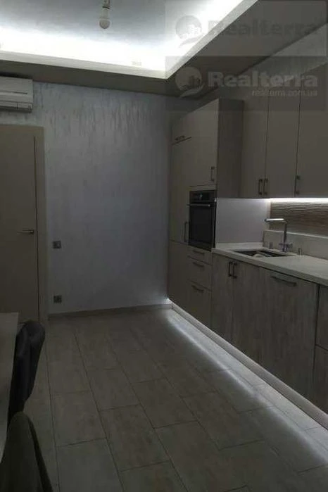 Продажа 3-к квартиры в ЖК "Паркове місто", ул. Вышгородская