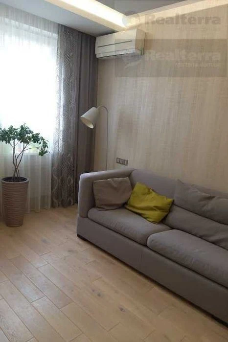 Продажа 3-к квартиры в ЖК "Паркове місто", ул. Вышгородская
