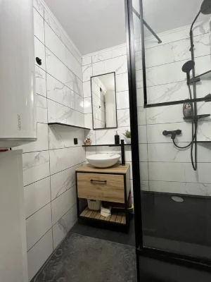 4-к квартира біля М. АКАДЕММІСТЕЧКО | 87,3 М² | 4 балкони |