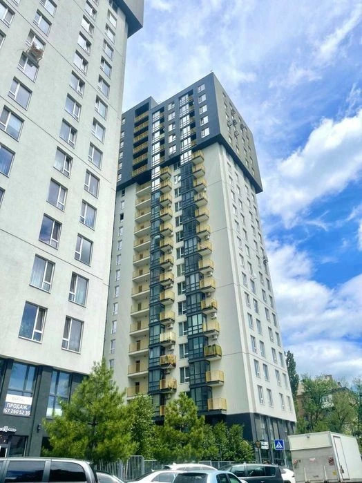 Київ. Паркінг! Продаж 1-кімнатної квартири 45 кв. м. у ЖК Ме