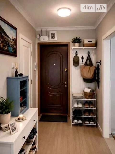 Sale of 1-room apartment 39 sq. m. on Oleksandra Dovzhenko St. 16V