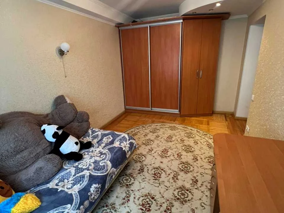 Квартира. Київ, Львівська вул.