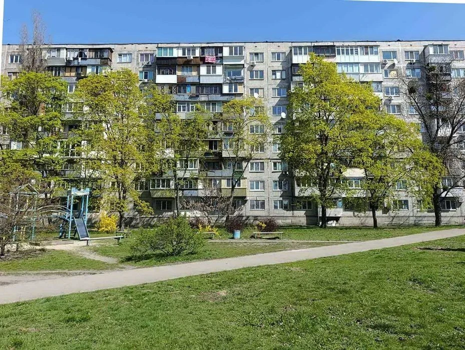 Продаж 3к квартири, Харьківське шосе 21/1, Дарницький район