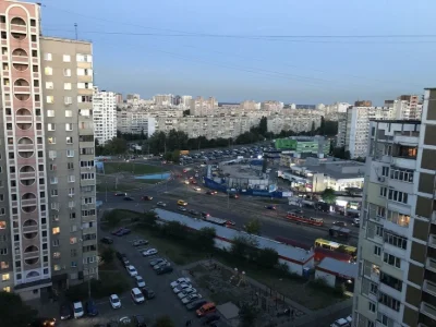 1-на Квартира на м. Позняки /м. Харьковская ул. Ахматовой 4