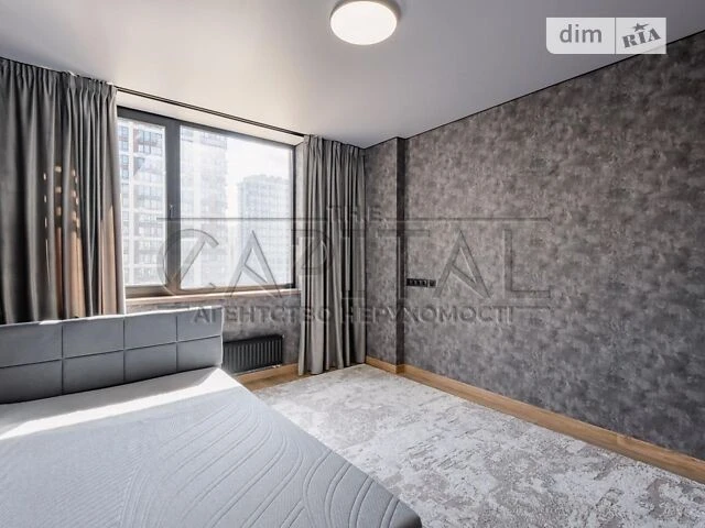 Продаж 1к квартири 42 кв. м на вул. Родини Крістерів 16 • ID
