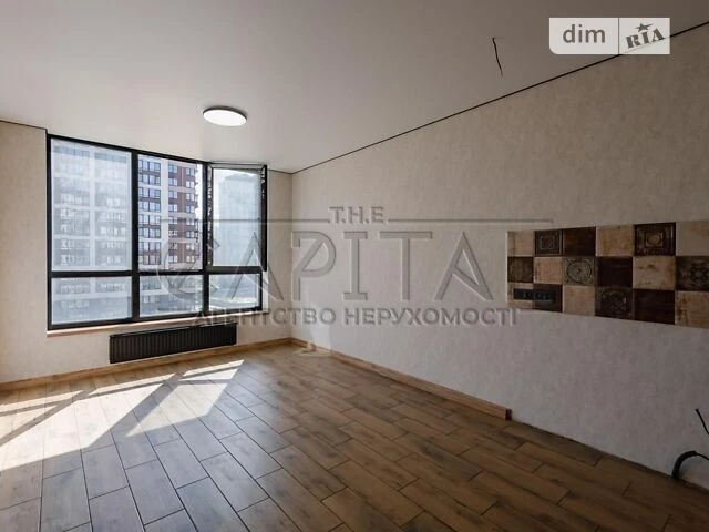 Продаж 1к квартири 42 кв. м на вул. Родини Крістерів 16 • ID
