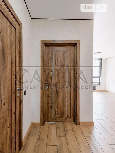 Продаж 1к квартири 42 кв. м на вул. Родини Крістерів 16 • ID