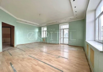 Продаж квартири, вул. Костьольна, Печерськ