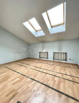 Продаж квартири, вул. Костьольна, Печерськ