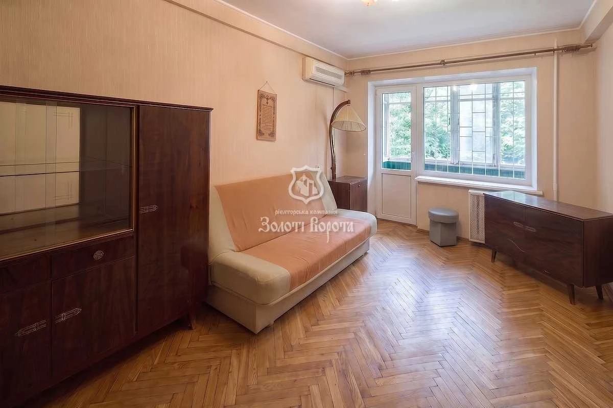 Продаж 2-кімнатної квартири 45.5 м², Волгоградська вул., 12