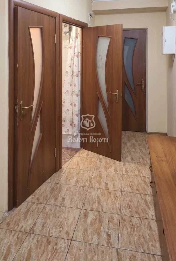 Продаж 2-кімнатної квартири 45.5 м², Волгоградська вул., 12