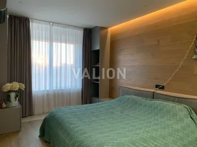 Продаж 3 кімн. по вул. Богатирській 6 а, метро Мінська, Геро