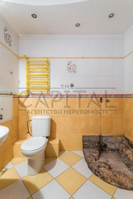 Продаж квартири, пр-т Бажана, Дарницький р-н, Харківський.