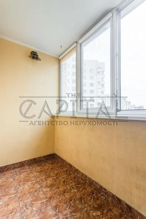 Продаж квартири, пр-т Бажана, Дарницький р-н, Харківський.
