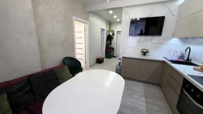 Продаж 2-к квартири 51,3 м2 | вул. Сирецька 32 | Солом'янськ