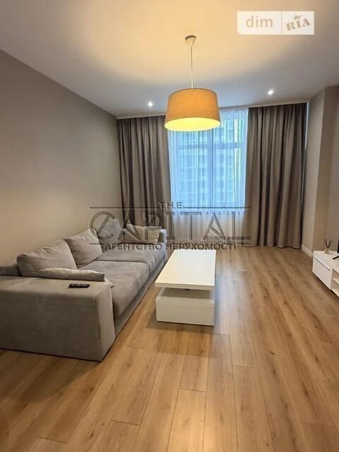 Продаж 2к квартири 82 кв. м на вул. Андрія Верхогляда 20 • I