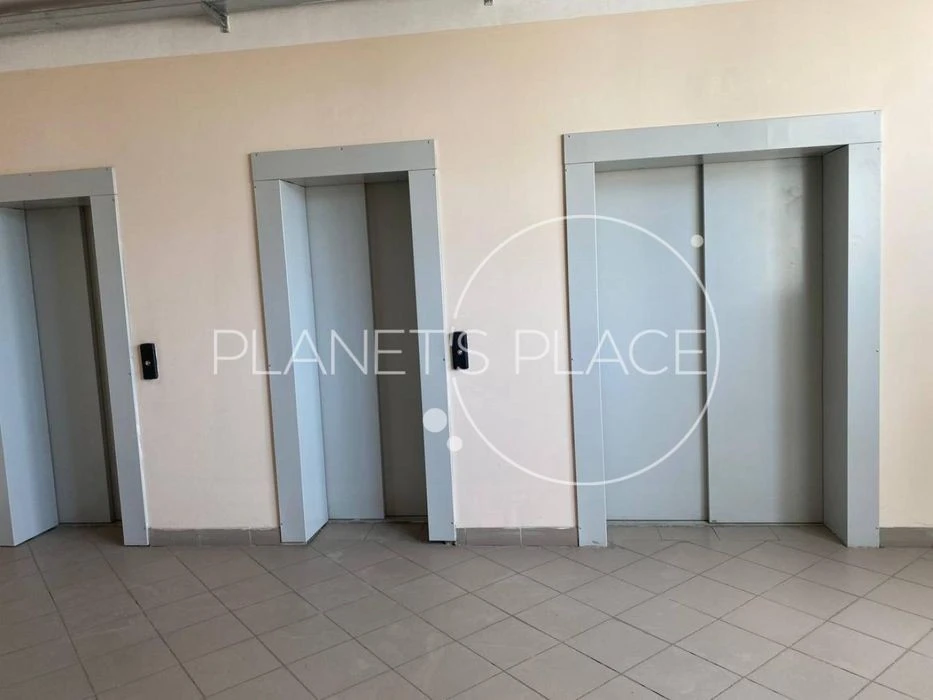Продається 4к. кв. Без комісії. В пішій доступності ст. м. П