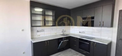 Продам 3-кімнатну квартиру з новим ремонтом на вул. Юрія Пас