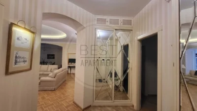 Без % продаж кв-ри 200м2 пров Козловського 5 з Гаражем центр