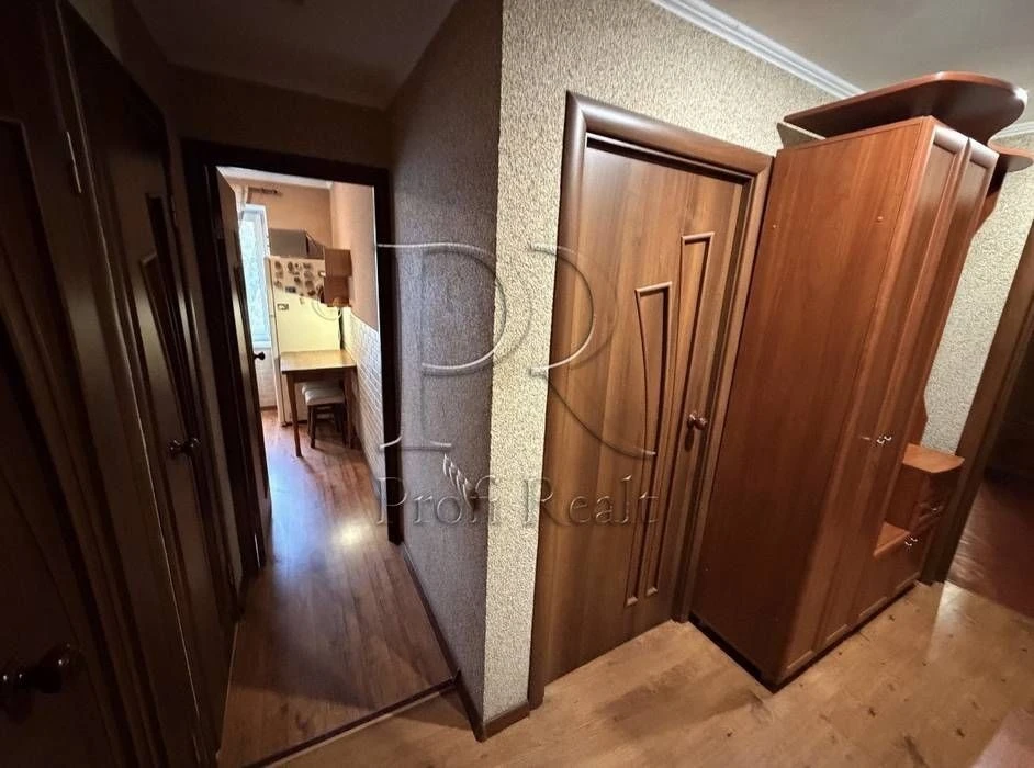 Продаж 3 кімн. квартири за адресою Райдужна 3Б