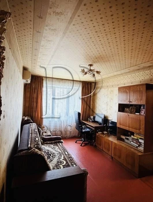 Продаж 3 кімн. квартири за адресою Райдужна 3Б