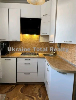 Нова Дарниця! 3 кімнатна квартира з ремонтом! Вул Пасхаліна