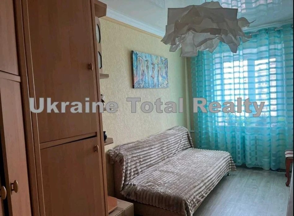 Нова Дарниця! 3 кімнатна квартира з ремонтом! Вул Пасхаліна
