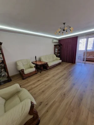 Продам 2 ком. квартиру ул.Василия Тютюнника ,(ул.Малышева)ул