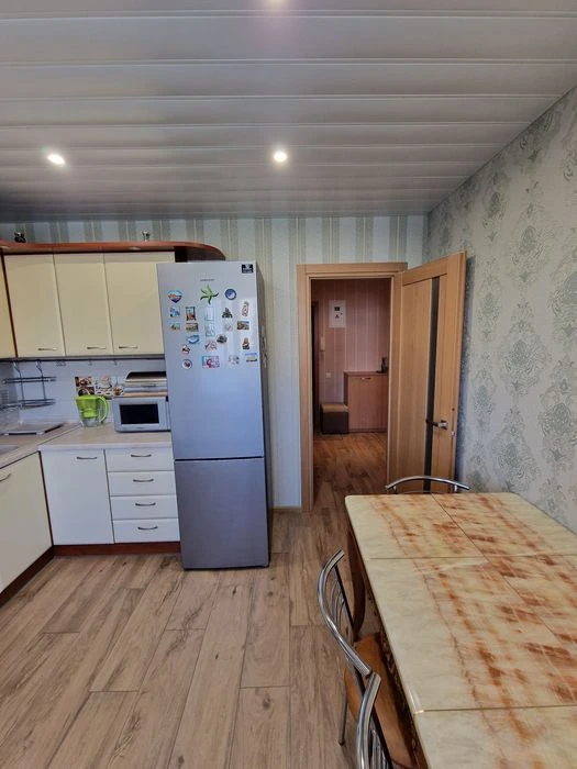 Продам 2 ком. квартиру ул.Василия Тютюнника ,(ул.Малышева)ул