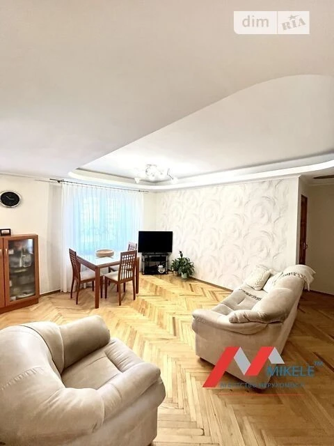 Продаж 3к квартири 63 кв. м на наб. Дніпровська 9А • ID 3476
