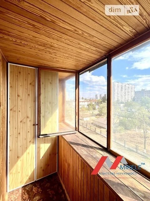 Продаж 3к квартири 63 кв. м на наб. Дніпровська 9А • ID 3476