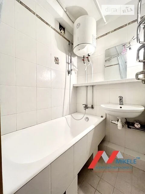 Продаж 3к квартири 63 кв. м на наб. Дніпровська 9А • ID 3476