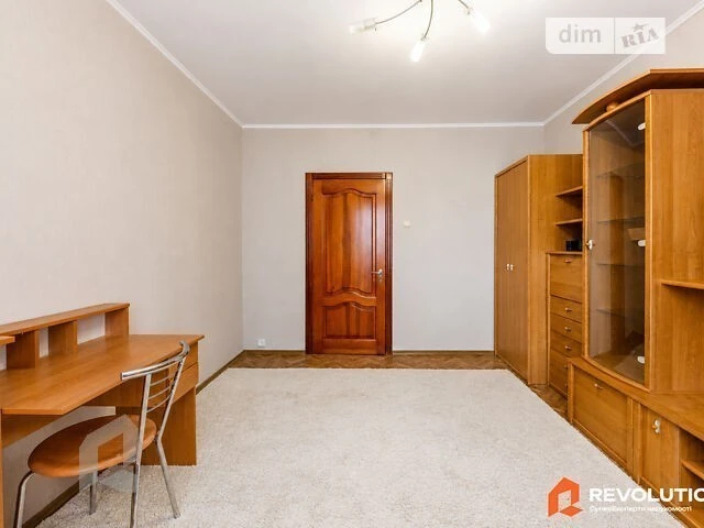 Продаж 3к квартири 70.9 кв. м на вул. Тростянецька 3 • ID 34