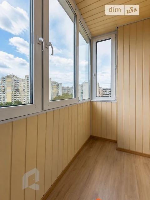 Продаж 3к квартири 70.9 кв. м на вул. Тростянецька 3 • ID 34