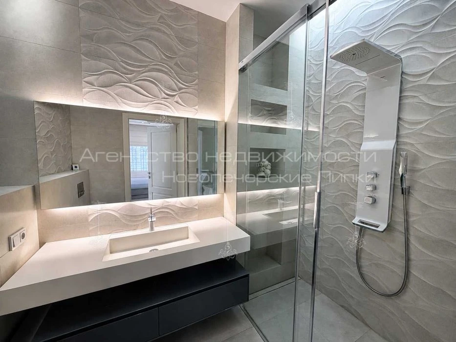 Продаж 4-к дизайнерської квартири 200 м² у ЖК Новопечерські