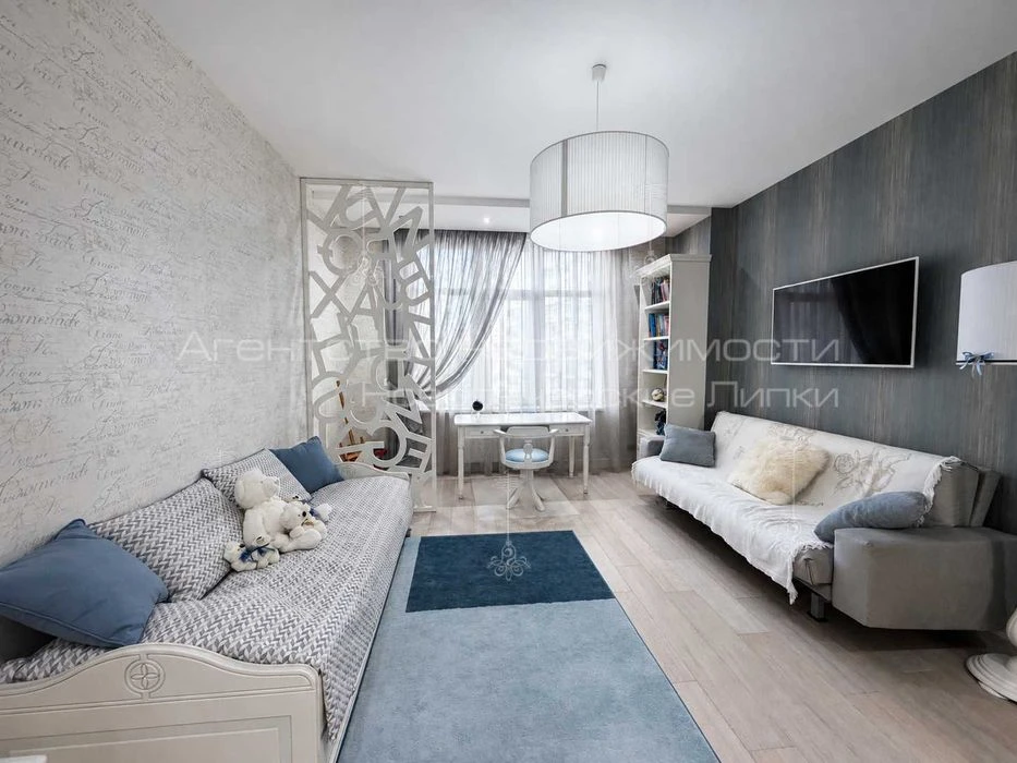 Продаж 4-к дизайнерської квартири 200 м² у ЖК Новопечерські
