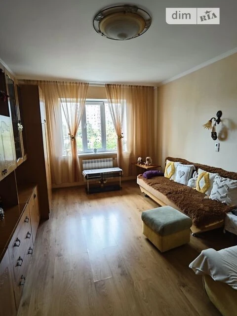 Продаж 3к квартири 70 кв. м на вул. Милославська 39/48 • ID
