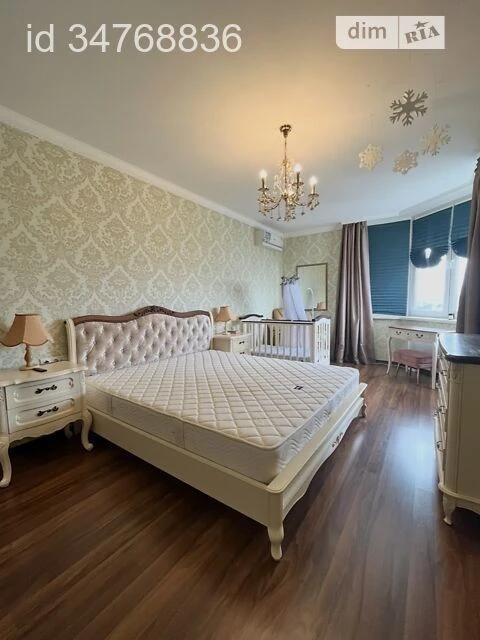 Продаж 2к квартири 102 кв. м на вул. Героїв полку АЗОВ 4В •