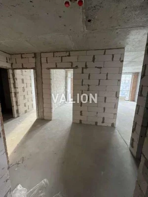 Продаж 2-к квартири вул. Причальна 14