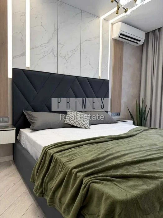 Продаж 4к квартири 105 кв. м на вул. Предславинська 40 • ID