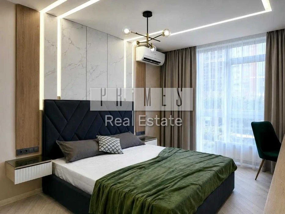 Продаж 4к квартири 105 кв. м на вул. Предславинська 40 • ID
