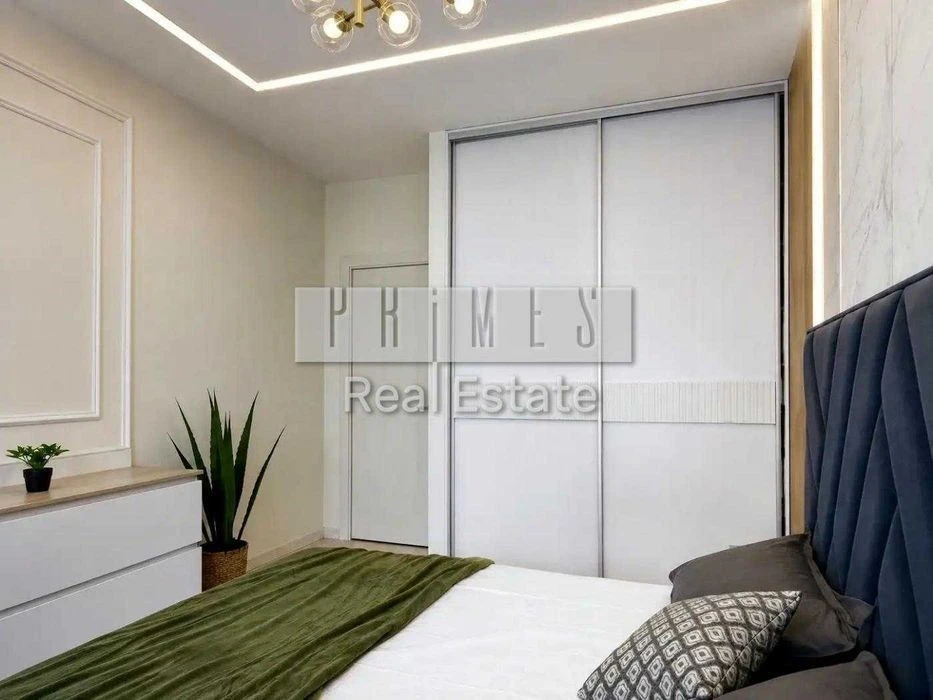 Продаж 4к квартири 105 кв. м на вул. Предславинська 40 • ID