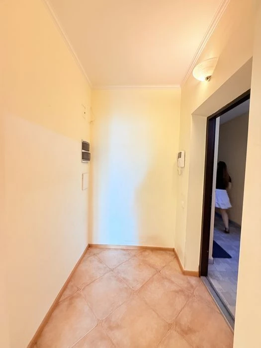 No commission! 3 rooms 100 sq. m. Voucher! Certificate! Resolution!