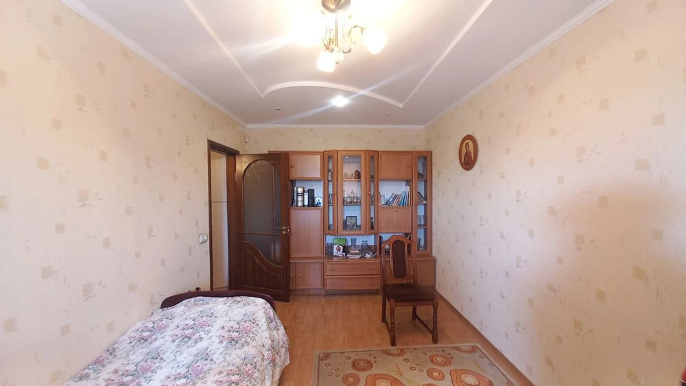 Продаж 2 кімн квартири в тихому центрі